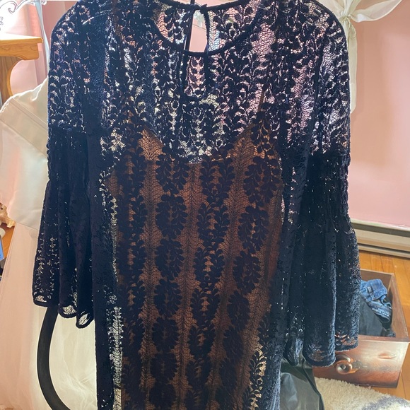 Michael Kors lace dress - Picture 6 of 15